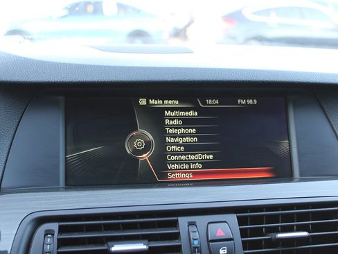 Used 2013 BMW 550i Sedan image 21