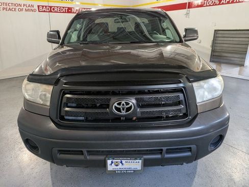 Used 2012 Toyota Tundra 4x4 Double Cab image 2