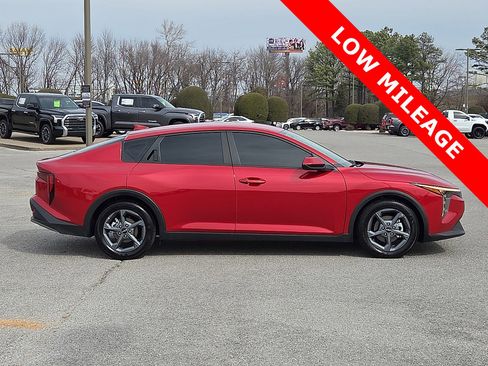 Used 2025 Kia K4 LXS image 6