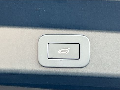 New 2025 Land Rover Range Rover Sport Dynamic SE image 9