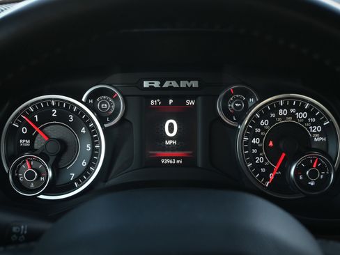 Used 2021 RAM 1500 Big Horn image 23