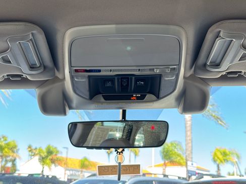 Used 2019 Subaru Forester Limited image 14