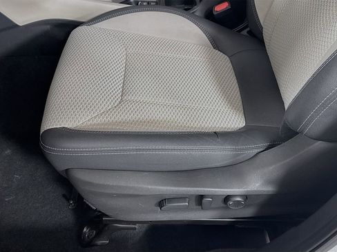 Used 2021 Subaru Forester Premium image 22