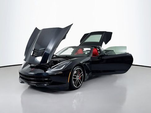 Used 2019 Chevrolet Corvette Stingray Coupe w/ Carbon Flash Badge Package RWD image 23