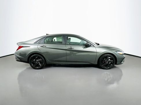 New 2026 Hyundai Elantra Sport image 4