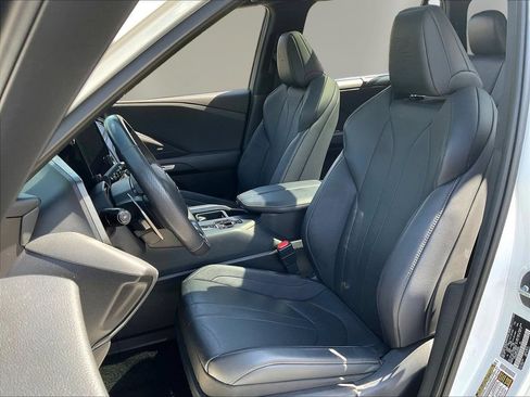 Used 2025 Lexus TX 500h AWD w/ Technology Package image 23