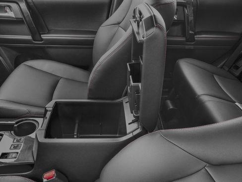 Used 2018 Toyota 4Runner TRD Off-Road Premium AWD/4WD image 9