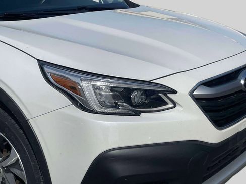 Used 2022 Subaru Outback Limited AWD/4WD image 10