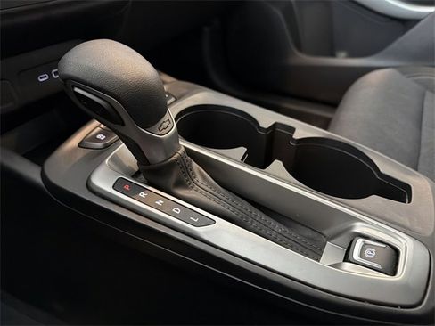 Certified 2025 Chevrolet Trax LS image 26