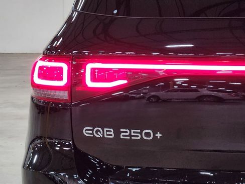 Used 2023 Mercedes-Benz EQB 250+ image 20