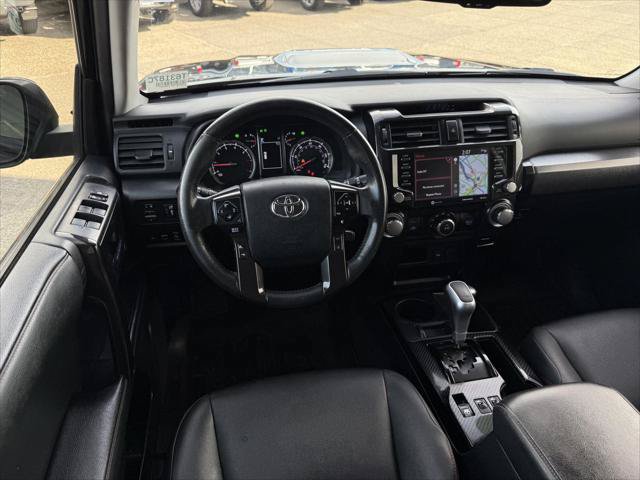 Certified 2020 Toyota 4Runner TRD Off-Road Premium AWD/4WD image 25
