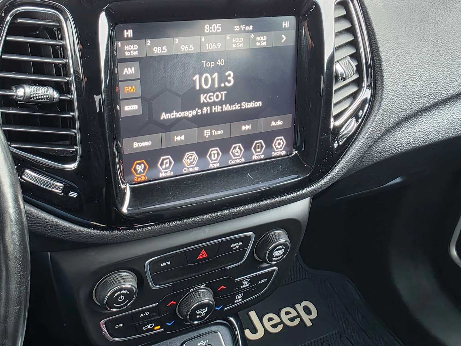 Used 2020 Jeep Compass Limited AWD/4WD image 26