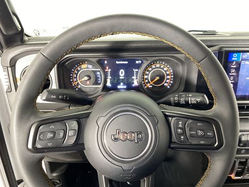 Used 2024 Jeep Wrangler Unlimited Sport AWD/4WD image 20