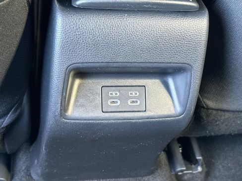 Used 2026 Toyota Corolla SE FWD image 15