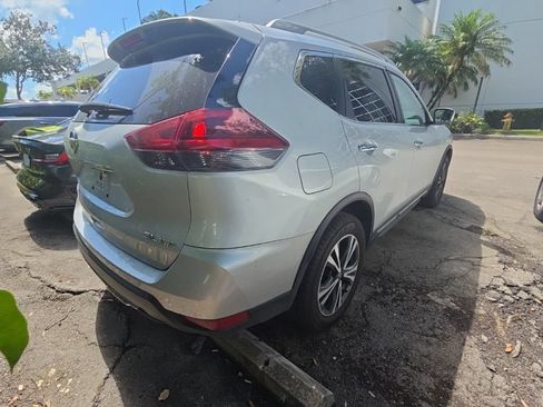 Used 2018 Nissan Rogue SL AWD/4WD image 5