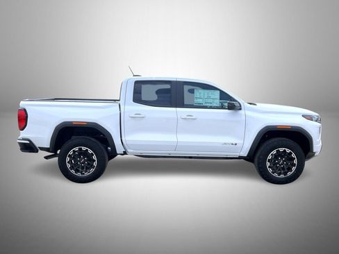 New 2026 GMC Canyon AT4 AWD/4WD image 4