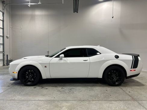 Used 2023 Dodge Challenger R/T Scat Pack image 9