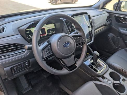 Used 2025 Subaru Forester Touring image 9