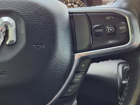 Used 2023 RAM 1500 Laramie AWD/4WD image 19