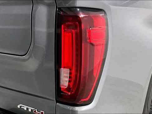 Used 2021 GMC Sierra 1500 AT4 image 25