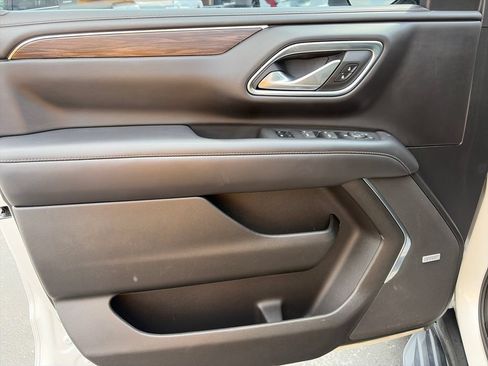 Used 2021 Chevrolet Tahoe LT AWD/4WD image 19