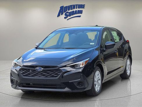 Certified 2025 Subaru Impreza 2.0i image 2