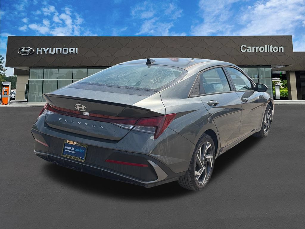 Certified 2025 Hyundai Elantra Sport FWD image 5