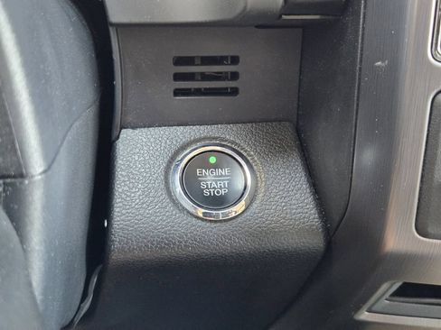 Used 2021 Ford Expedition Max Platinum AWD/4WD image 24