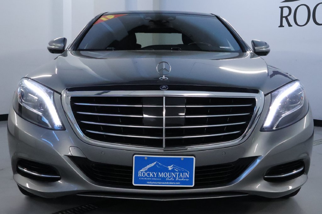 Used 2015 Mercedes-Benz S 550 4MATIC Sedan image 3