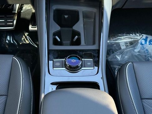 New 2026 Volkswagen Tiguan SEL R-Line image 8