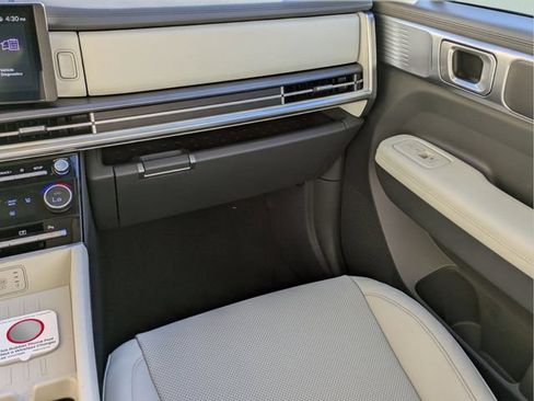 New 2026 Hyundai Santa Fe SEL FWD image 15