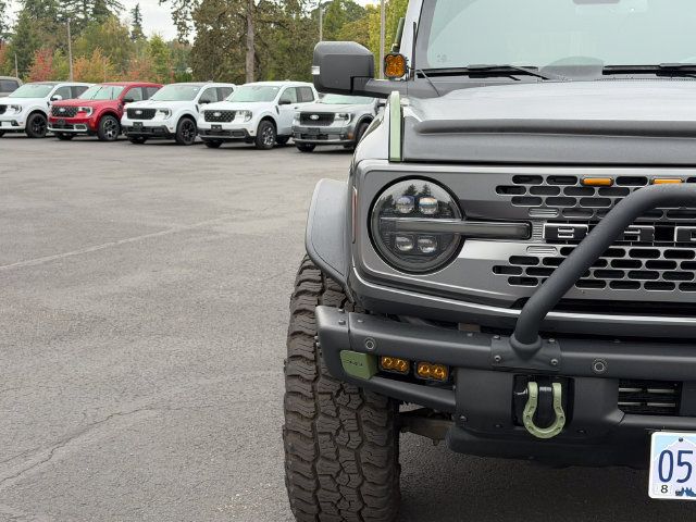 Used 2024 Ford Bronco Badlands AWD/4WD image 8