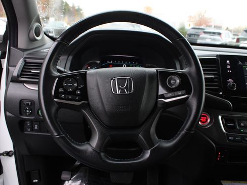 Used 2022 Honda Pilot Special Edition image 9