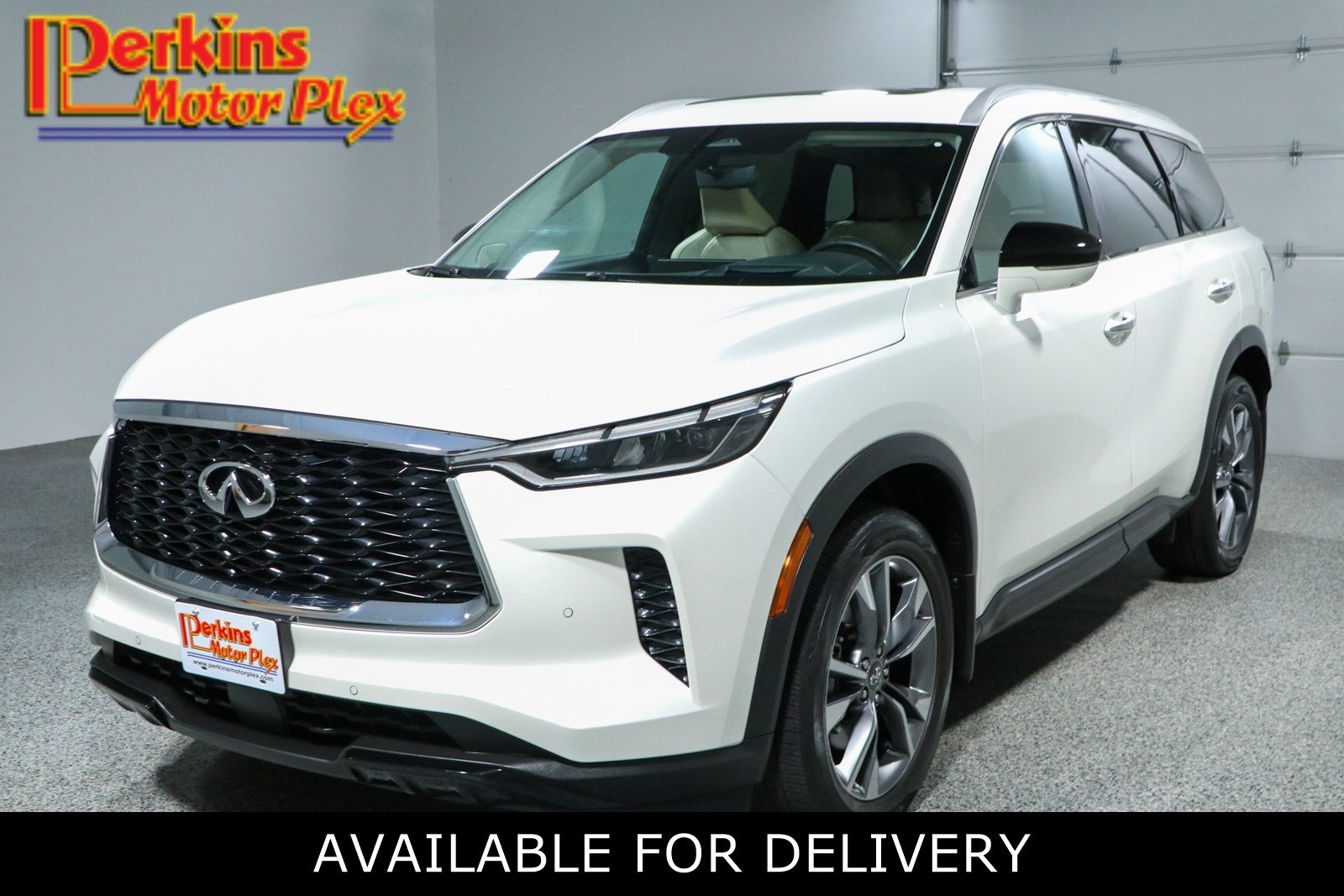 Used 2024 INFINITI QX60 Luxe w/ Vision Package AWD/4WD image 1