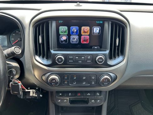 Used 2015 Chevrolet Colorado Z71 RWD image 26