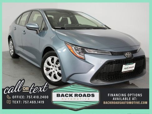 Used 2020 Toyota Corolla LE image 1