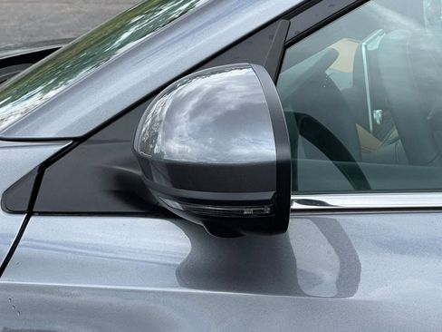 New 2025 Nissan Sentra SV w/ SV Premium Package image 32