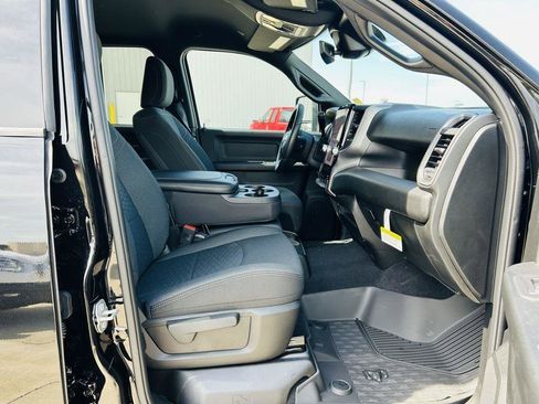 New 2025 RAM 2500 Tradesman image 30