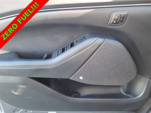 Used 2023 Ford Mustang Mach-E Premium image 20