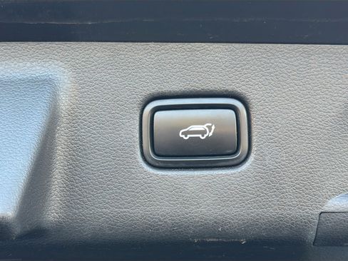 Used 2021 Hyundai Palisade Calligraphy image 14