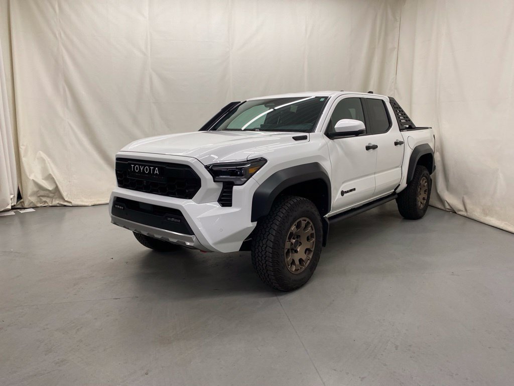 Used 2026 Toyota Tacoma 4x4 Double Cab Hybrid w/ Tow Tech Package image 2