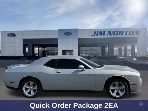 Used 2023 Dodge Challenger SXT RWD image 3