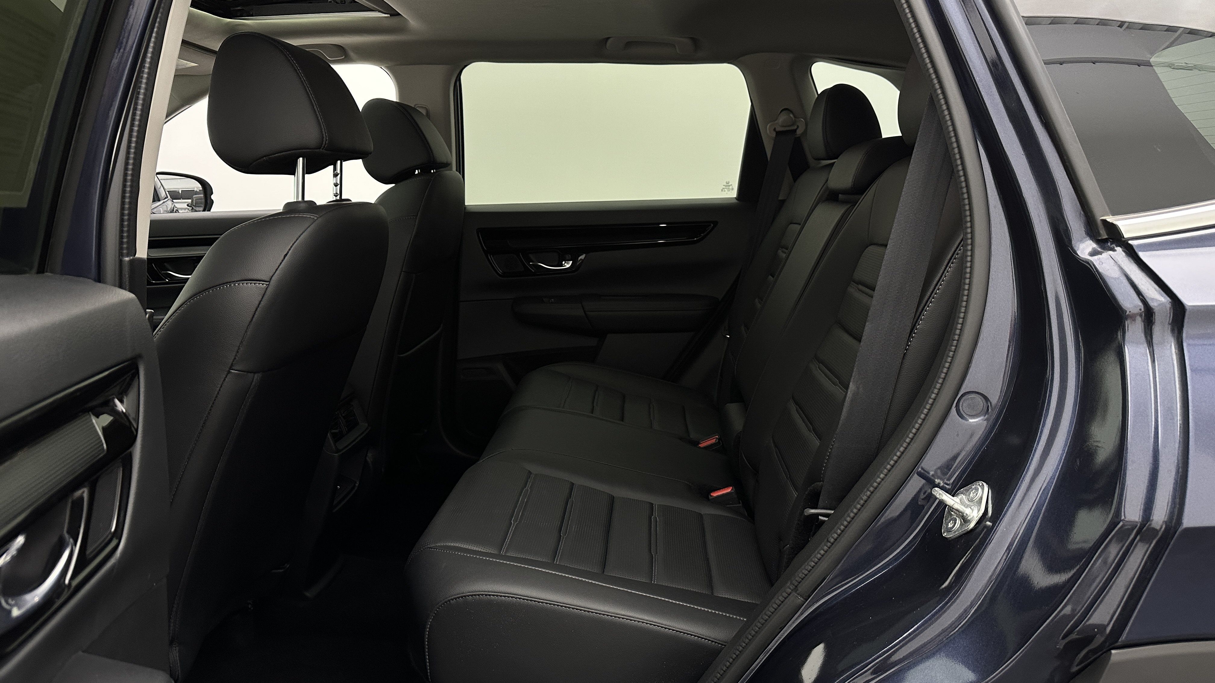 Used 2025 Honda CR-V EX-L image 29