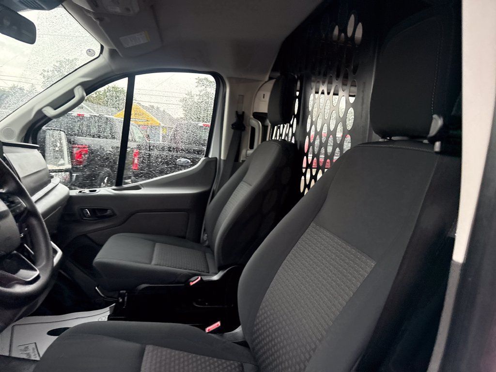 Used 2025 Ford Transit 250 Low Roof w/ Exterior Upgrade Package RWD image 27