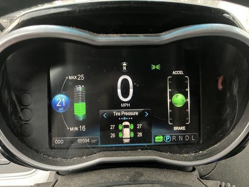 Used 2015 Chevrolet Spark LT FWD image 4