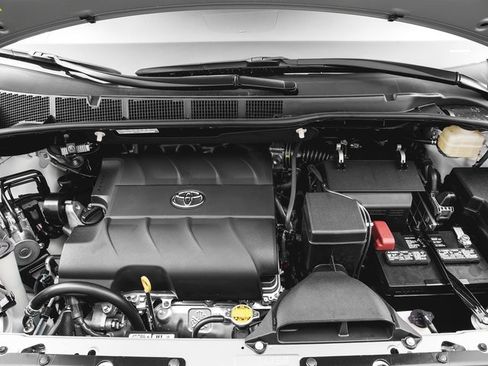 Used 2017 Toyota Sienna Limited Premium AWD/4WD image 13