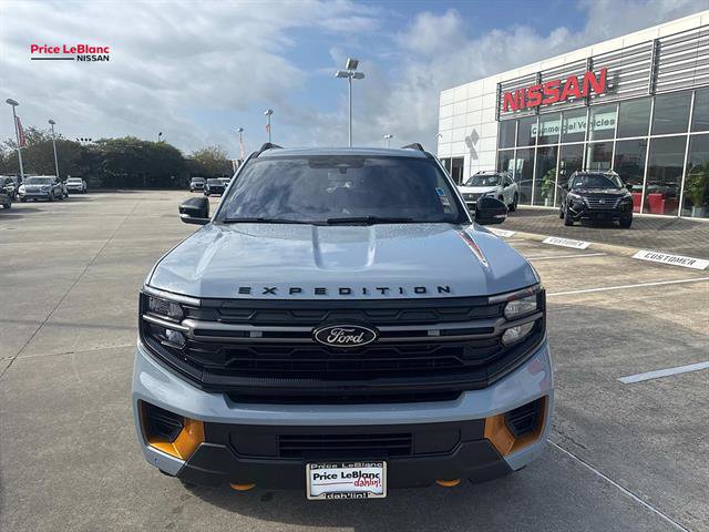 Used 2025 Ford Expedition Tremor AWD/4WD image 2