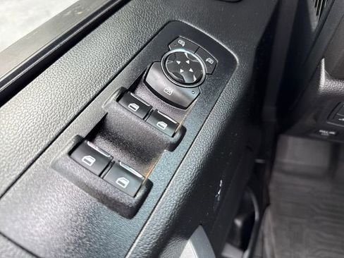Used 2018 Ford F150 XLT w/ Equipment Group 302A Luxury AWD/4WD image 28