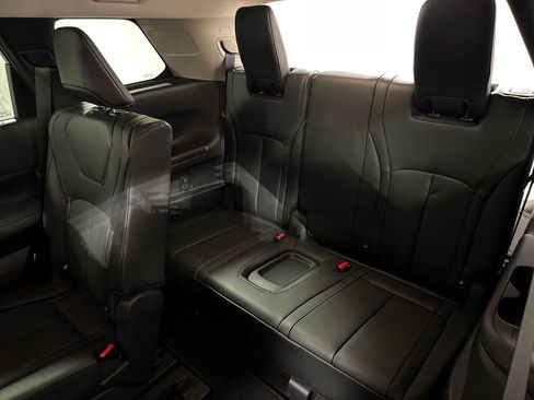 Certified 2026 INFINITI QX60 Luxe w/ Family Package AWD/4WD image 29