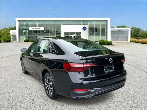 Certified 2024 Volkswagen Jetta S FWD image 3